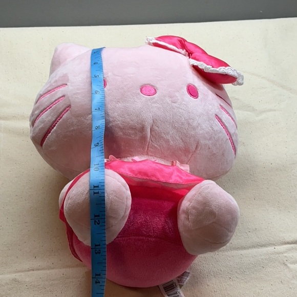 Pink hello kitty  plush toy - Picture 3 of 9